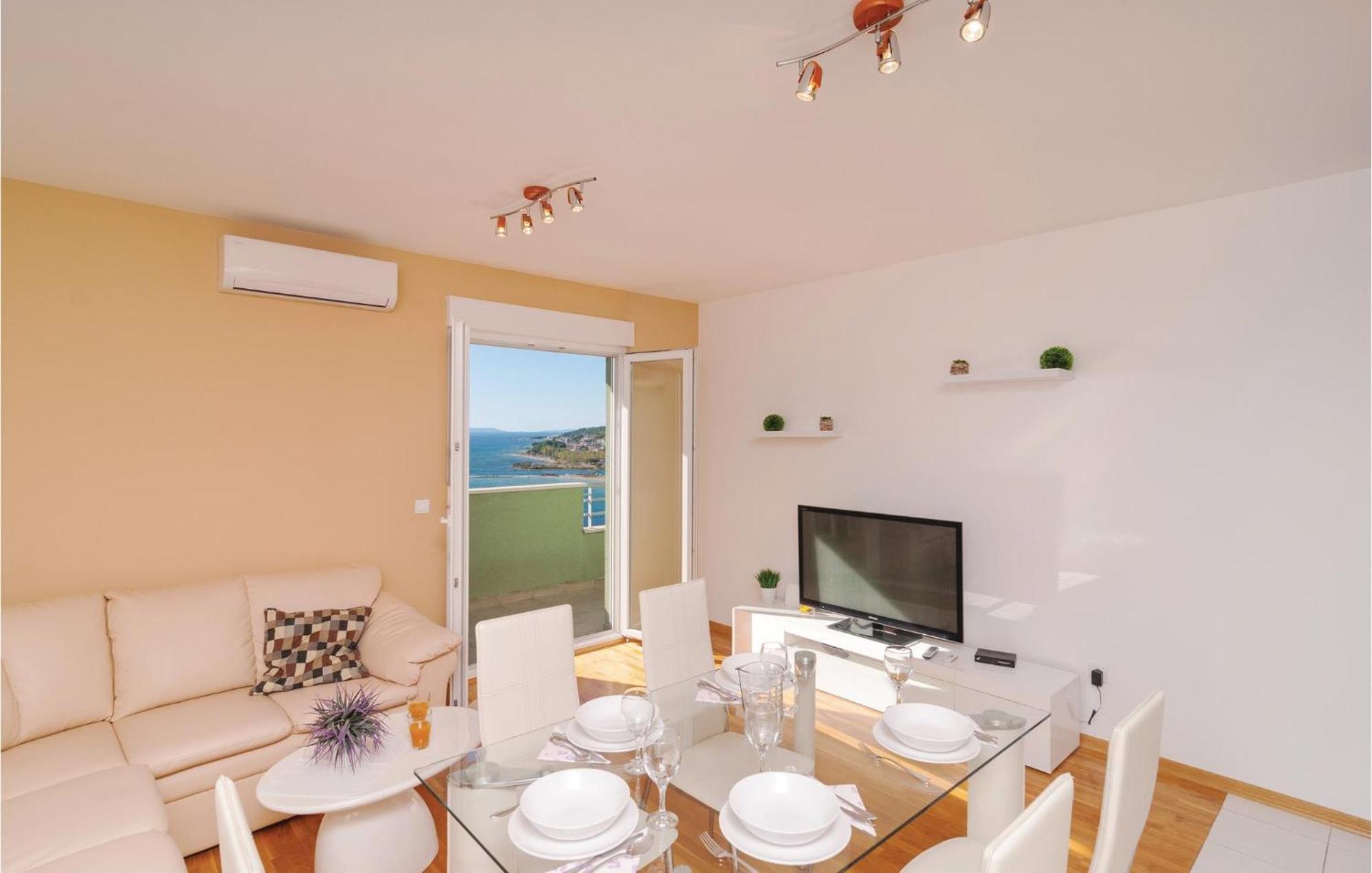 Nice Apartment In Omis With House Sea View Экстерьер фото